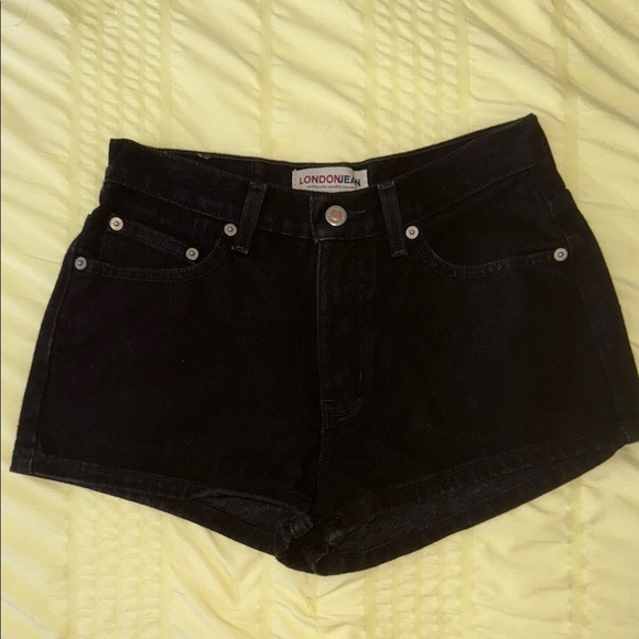 LONDONJEAN shorts - Picture 1 of 3